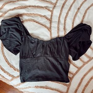 nwt black crop blouse!